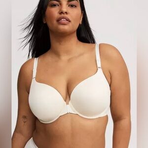 Torrid 46DDD Front Close T-shirt Bra White